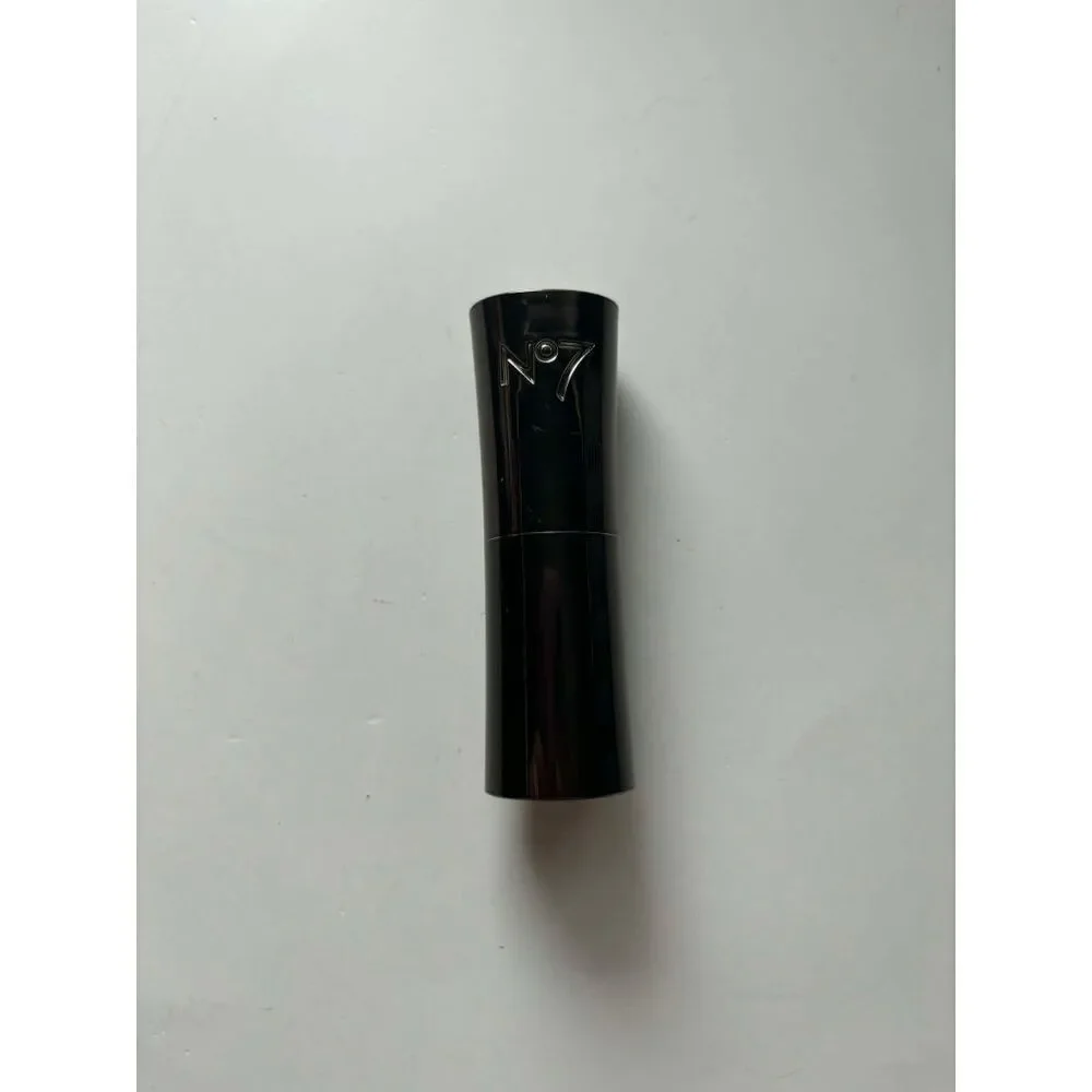 No7 Moisture Drench Lipstick 260 Magenta Shine